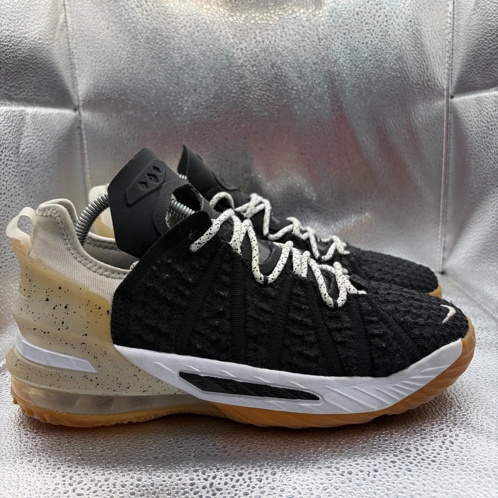 Size 7Y Nike Youth Lebron‎ 18 GS Black White Gum Kids Lace-Up Shoes CW2760-007